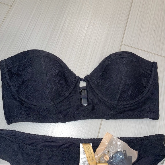 US8 Black Bond-eye swim set - Picture 3 of 5